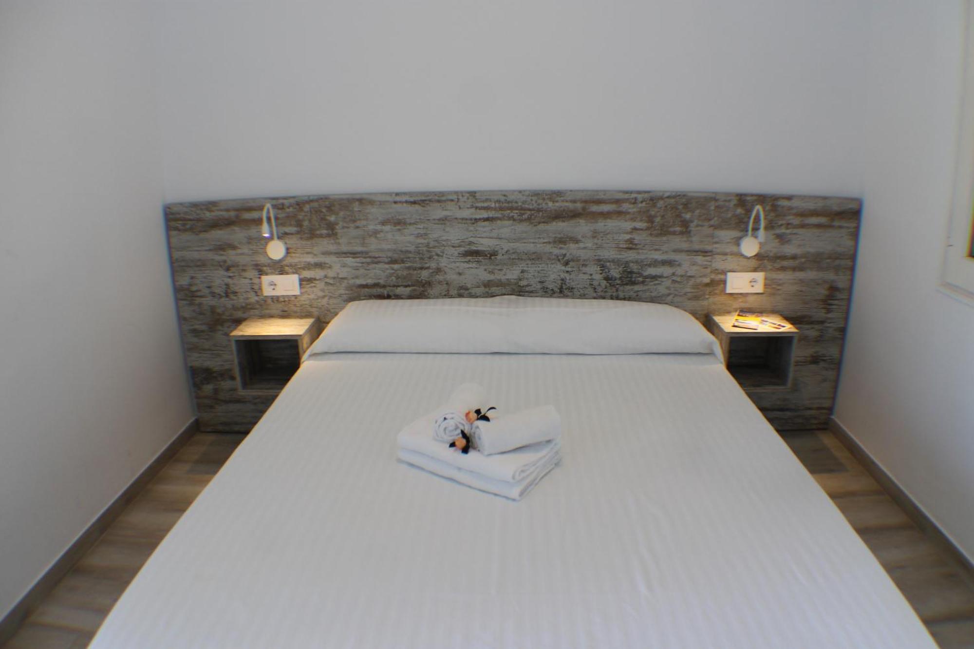 Agi Gloria Rooms Roses Exteriér fotografie